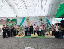 Sekot Roring bersama Jajaran Hadiri Open House Kapolres Tomohon