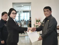 Gubernur YS Percayakan Novita Lumintang Pimpin Bapelitbang Sulut