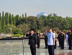 YS-VM Ziarah ke Makam Mantan-mantan Gubernur Sulut di TMP Kalibata Jakarta