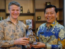 Wagub Victor Terima Kunker Duta Besar Austaralia untuk Indonesia: Bahas Peluang Kerjasama Internasional