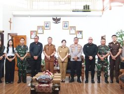 Bahas Isu Kamtibmas, Walikota Caroll Senduk Pimpin Rapat Tim Kewaspadaan Dini