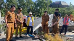Wawali Sendy Rumajar Pantau Distribusi Air Bersih untuk Masyarakat