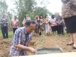 TK Negeri Tondangow Berbanderol Rp1,6 Miliar Resmi Mulai Dibangun Lewat Peletakan Batu Pertama