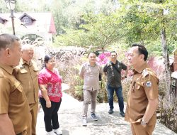 Rumah Miring Wale Ne Reideen Curi Perhatian Publik, Wali Kota Tomohon Beri Pujian