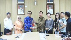 Kunker Strategis di Bandung, Caroll-Sendy Buru Regulasi Bonus Produksi Panas Bumi untuk Tomohon
